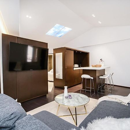 Appartement Place Des Lices Avec Parking Saint-Tropez Buitenkant foto