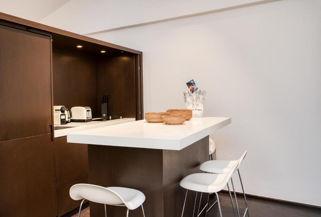 Appartement Place Des Lices Avec Parking Saint-Tropez Buitenkant foto