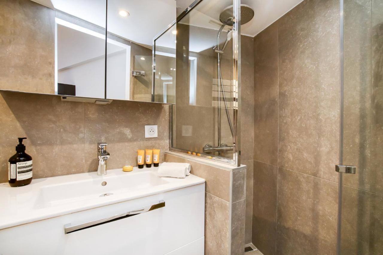 Appartement Place Des Lices Avec Parking Saint-Tropez Buitenkant foto